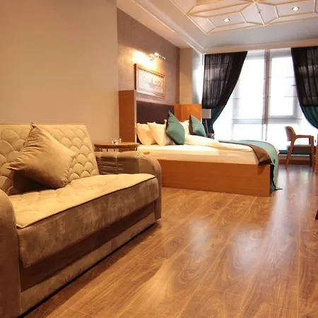 Sefa-i Huerrem House 2*